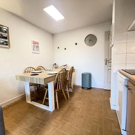 Apartment Les Des Evettes - Six Personnes, Avec Piscine Au Pied Des Pistes Mae-1841