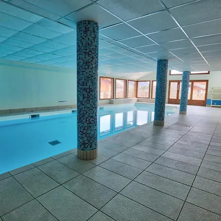 Apartment Les Des Evettes - Six Personnes, Avec Piscine Au Pied Des Pistes Mae-1841 Flumet